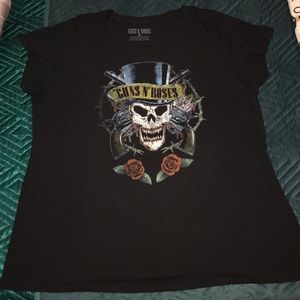 Women’s Plus Size Guns N’ Roses Band Tee